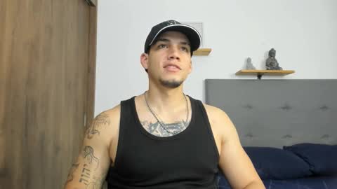 Snapshot of axel_taylor21 chatting on October 20, 6:47 am INDEPENDENT MODEL online show from October 20, 6:47 am