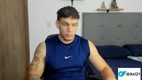 Snapshot of axel_taylor21 chatting on November 16, 12:49 am INDEPENDENT MODEL online show from November 16, 12:49 am