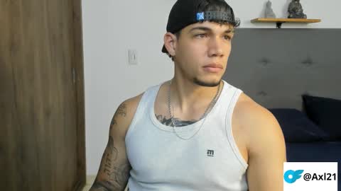 Snapshot of axel_taylor21 chatting on November 18, 8:24 pm INDEPENDENT MODEL online show from November 18, 8:24 pm