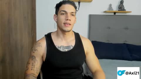 Snapshot of axel_taylor21 chatting on December 1, 4:17 am INDEPENDENT MODEL online show from December 1, 4:17 am