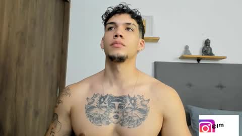 Snapshot of axel_taylor21 chatting on December 22, 1:46 am INDEPENDENT MODEL online show from December 22, 1:46 am