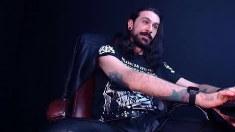 AxelColton online show from November 6, 11:33 am