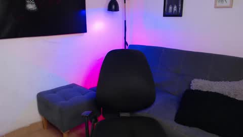 axell online show from December 17, 12:16 am