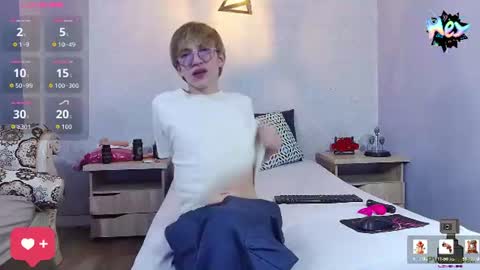 axell_stone online show from July 8, 8:46 pm