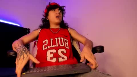 Snapshot of axellkush chatting on February 9, 12:09 pm AxellKush online show from February 9, 12:09 pm