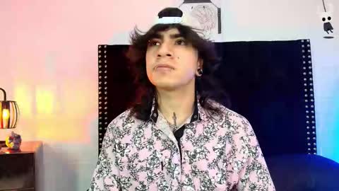 Snapshot of axellkush chatting on February 18, 12:12 pm AxellKush online show from February 18, 12:12 pm