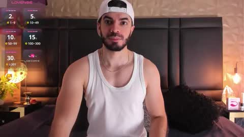 Axel Thompsom online show from October 13, 11:21 am