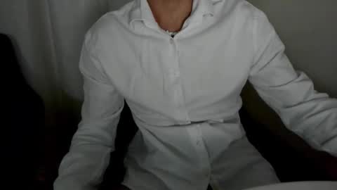 Axl online show from September 19, 8:31 pm