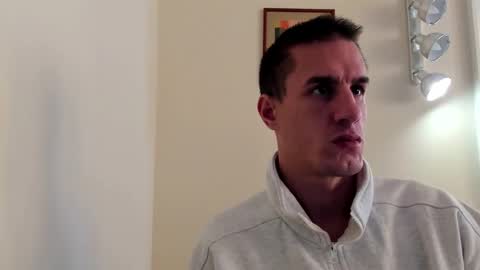 Axl online show from December 4, 11:08 am