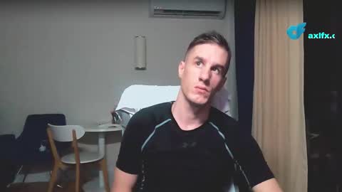 Axl online show from February 8, 9:51 pm