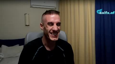 Axl online show from April 13, 2:17 am