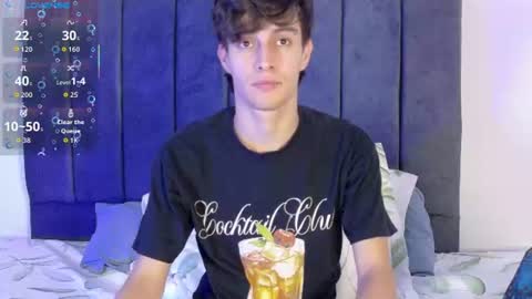 Snapshot of axxxel_twink chatting on June 23, 2:31 am Axxxel online show from June 23, 2:31 am
