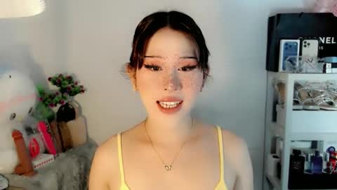 AYAHOSHILOVESYOU online show from March 14, 4:07 am