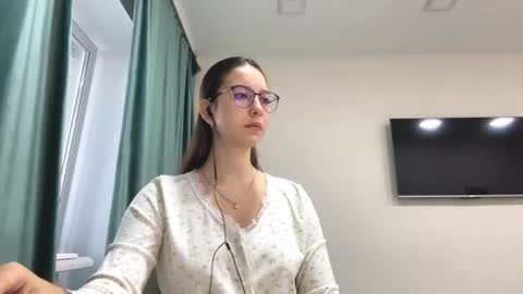 Snapshot of ayakoslotemaker chatting on October 29, 5:31 am Allison online show from October 29, 5:31 am