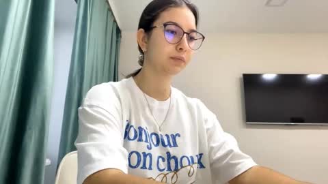 Snapshot of ayakoslotemaker chatting on November 14, 7:29 am Allison online show from November 14, 7:29 am