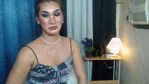 Snapshot of ayamiller chatting on January 23, 5:45 am aya online show from January 23, 5:45 am
