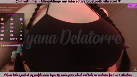 Snapshot of ayanadelatorre chatting on December 19, 3:07 am Ayana Delatorre online show from December 19, 3:07 am