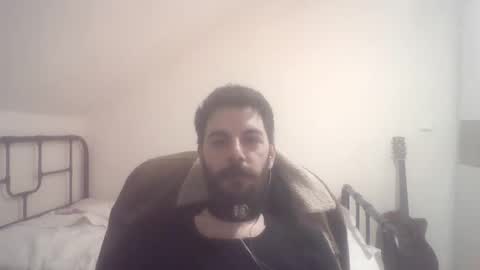 Snapshot of ayazeluel chatting on March 5, 6:23 pm ayazeluel online show from March 5, 6:23 pm