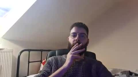 Snapshot of ayazeluel chatting on March 3, 12:44 pm ayazeluel online show from March 3, 12:44 pm