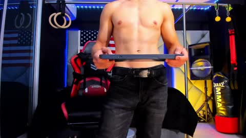 Ayden Miller online show from April 4, 5:21 pm