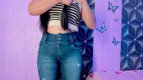 Snapshot of ayheleen_sexygirl3 chatting on October 29, 7:04 pm Mariana online show from October 29, 7:04 pm