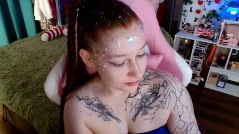 Ayla hill online show from March 22, 3:21 am