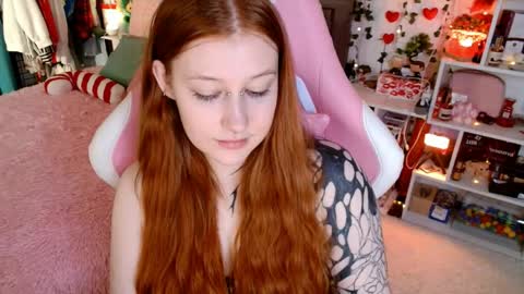 Ayla hill online show from April 14, 3:12 am