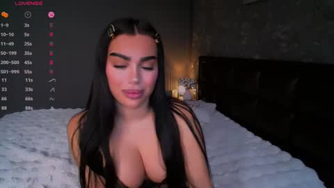 Snapshot of aylademir chatting on December 4, 4:49 pm Ayla online show from December 4, 4:49 pm