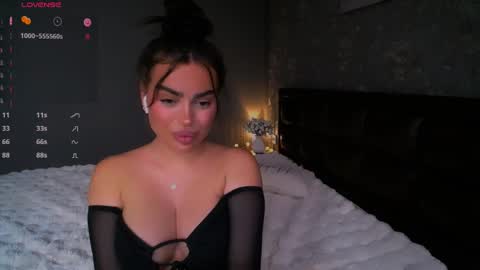 Snapshot of aylademir chatting on January 12, 8:25 pm Ayla online show from January 12, 8:25 pm