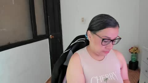 Snapshot of aylaislem chatting on September 18, 12:18 pm SandyMODELINDEPENDIENT online show from September 18, 12:18 pm