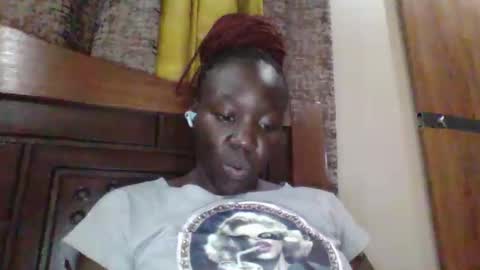 Snapshot of aylakd chatting on May 21, 7:10 pm aylakd online show from May 21, 7:10 pm