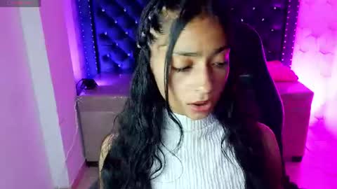 Snapshot of aylanny_m chatting on July 22, 1:52 am aylanny_m online show from July 22, 1:52 am