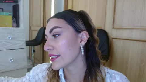 Snapshot of ayleen_m chatting on September 9, 6:51 pm AYLEEN online show from September 9, 6:51 pm