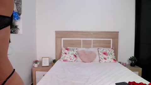 Snapshot of aylin_ross chatting on September 18, 7:05 pm Aylin Ross online show from September 18, 7:05 pm