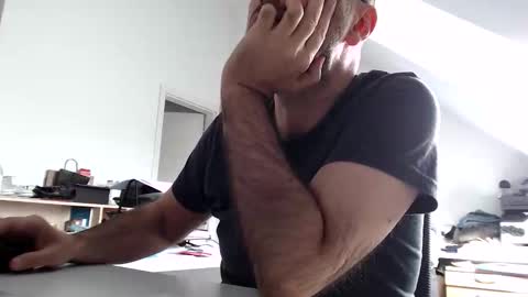 aylinniyerim online show from April 3, 2:15 pm