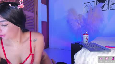 Snapshot of aylinnzambrano_ chatting on September 27, 8:41 am Aylin  online show from September 27, 8:41 am