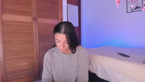Snapshot of aylinnzambrano_ chatting on October 9, 11:08 am Aylin  online show from October 9, 11:08 am