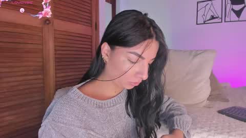 Snapshot of aylinnzambrano_ chatting on October 15, 11:21 am Aylin  online show from October 15, 11:21 am