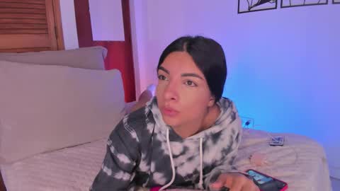 Snapshot of aylinnzambrano_ chatting on October 23, 11:53 am Aylin  online show from October 23, 11:53 am
