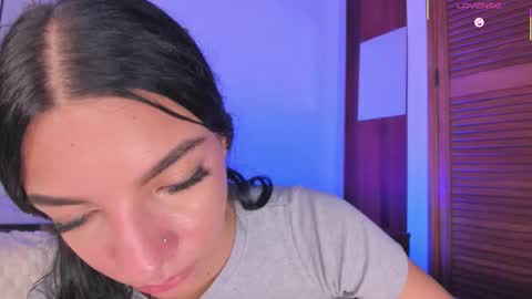 Aylin  online show from December 17, 5:02 am