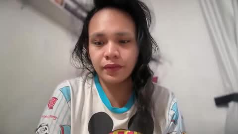 aymkyline online show from April 15, 1:45 am