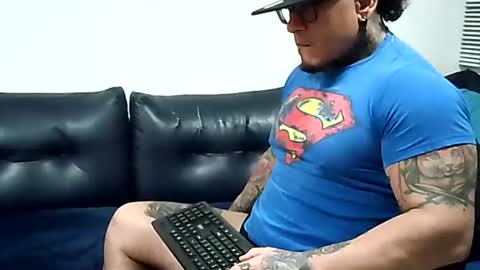 Snapshot of ayrton_naffah2 chatting on December 9, 4:34 am Ayrton naffah2 online show from December 9, 4:34 am