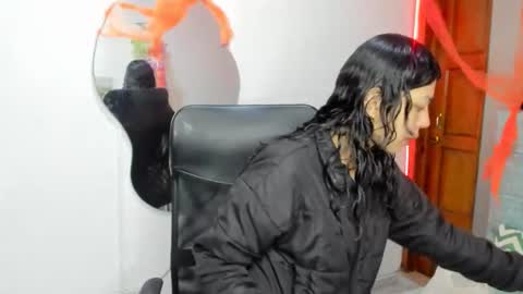 aysha_winxx online show from October 31, 3:07 am