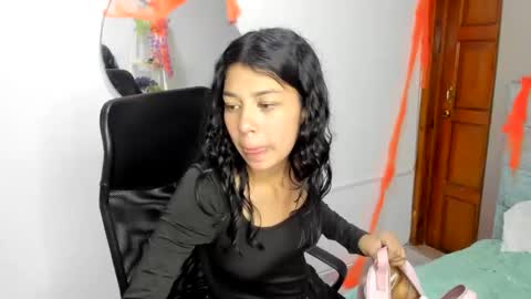 aysha_winxx online show from November 1, 3:19 am
