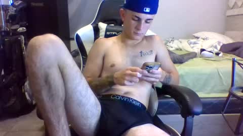 az2312752908 online show from April 9, 9:31 pm