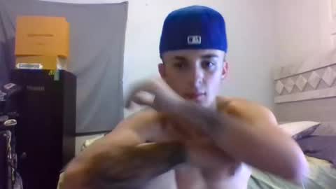 az2312752908 online show from April 15, 1:01 am