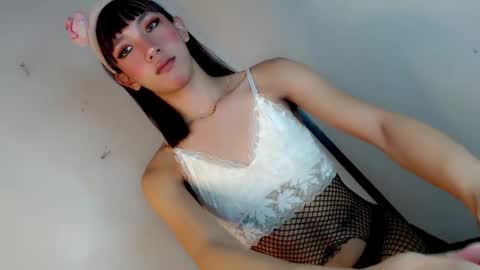 azalea_cum69 online show from February 18, 10:16 am