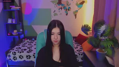 Snapshot of azaliya_haze chatting on October 17, 5:21 am Azaliya online show from October 17, 5:21 am