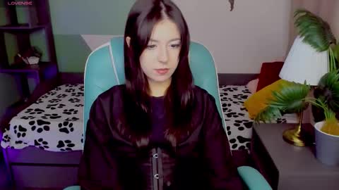 Snapshot of azaliya_haze chatting on November 20, 8:30 pm Azaliya online show from November 20, 8:30 pm