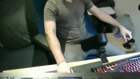 azdert online show from February 17, 12:01 pm